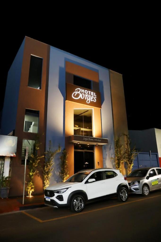 Hotel Borges Quirinopolis المظهر الخارجي الصورة