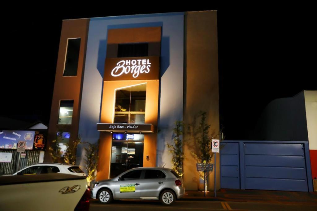 Hotel Borges Quirinopolis المظهر الخارجي الصورة